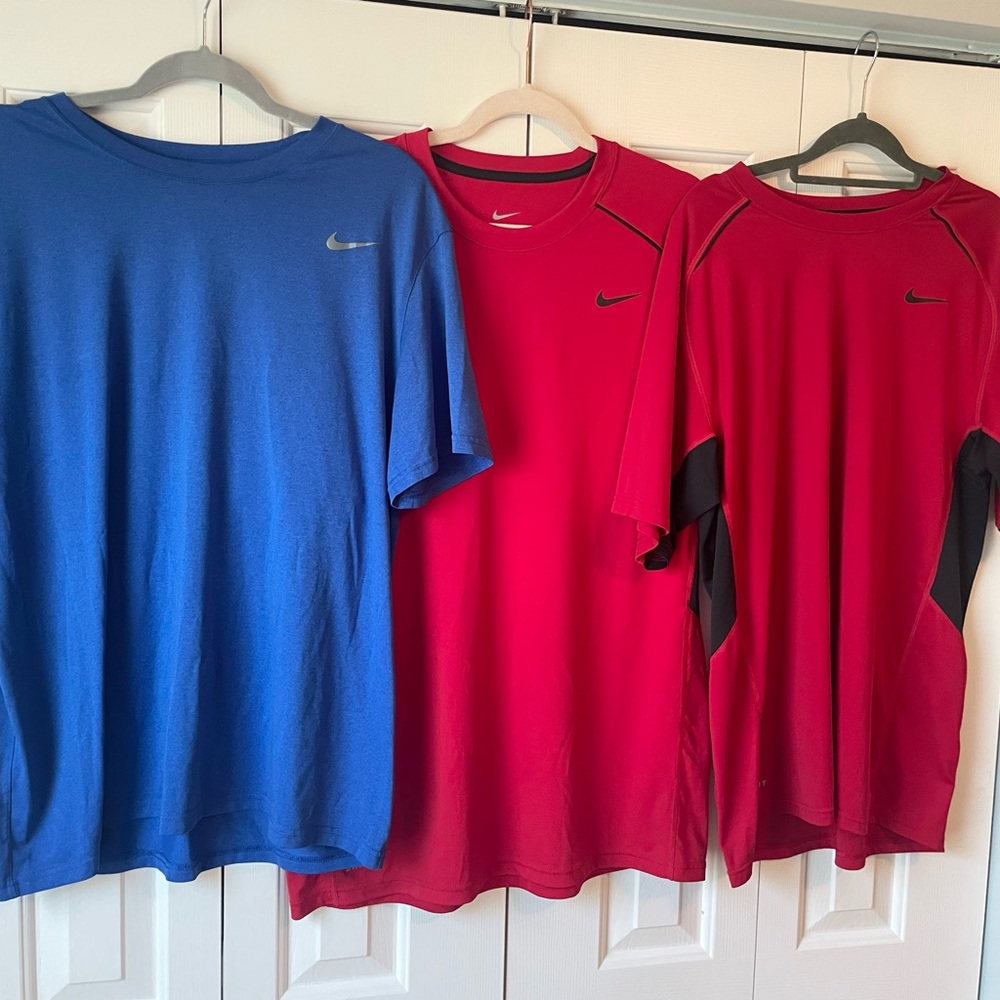 Lot Of 3 Nike Dri-Fit T-Shirt’s Men’s Size Large Blue and Red - Running